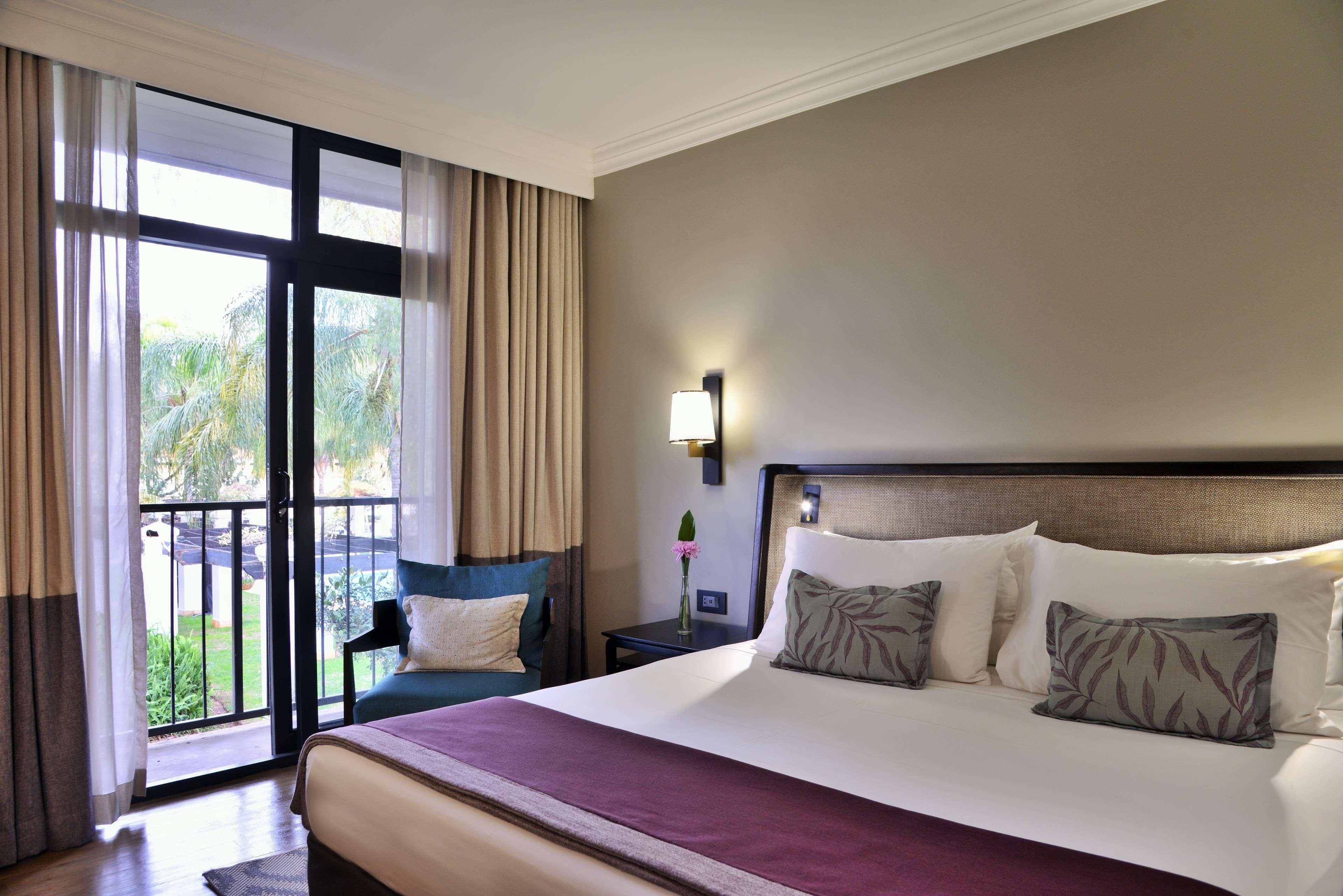 Avani Gaborone Resort & Casino Exterior photo