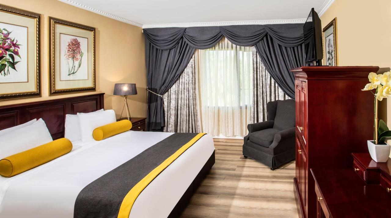 Avani Gaborone Resort & Casino Exterior photo